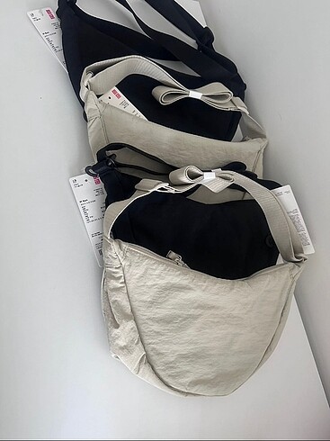 Uniqlo (Siyah)