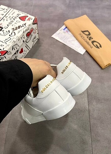 Dolce & Gabbana Bayan Spor Ayakkabı 