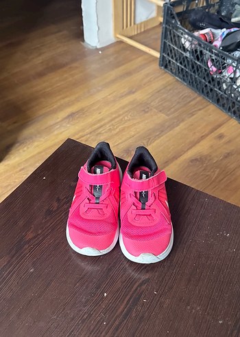 Kız Çocuk Pembe Nike Spor Ayakkabı - Görsel 4
