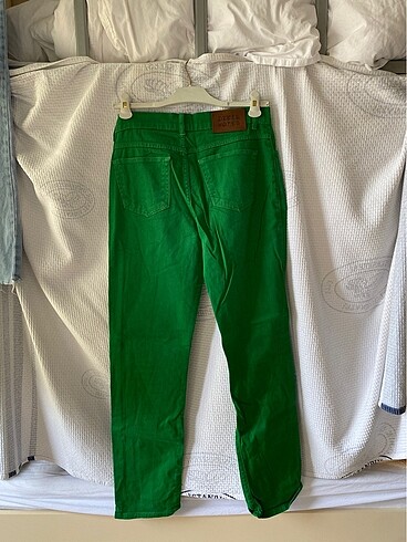 l Beden Yeşil Pantolon
