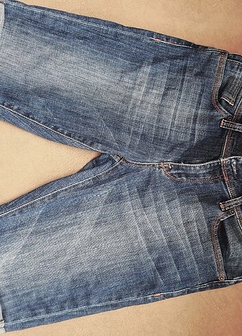 29 Beden Mavi Jeans şort denim.