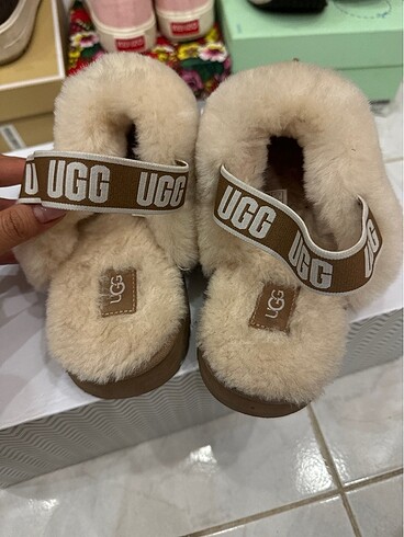 Ugg Tüylü terlik