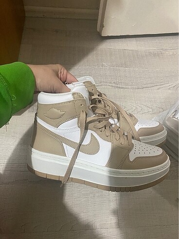 Nike Orijinal barkodlu nıke spor ayakkabı