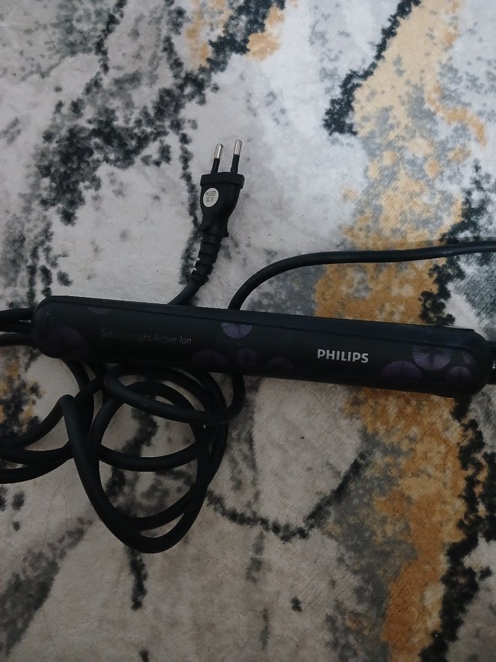 Philips Siyah Saç Düzleştirici - Görsel 2