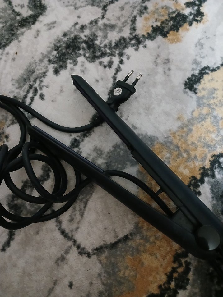 Philips Siyah Saç Düzleştirici - Görsel 4