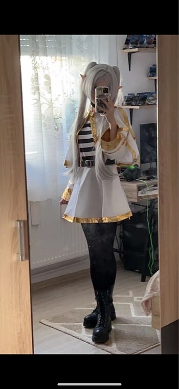 Frieren cosplay kostum