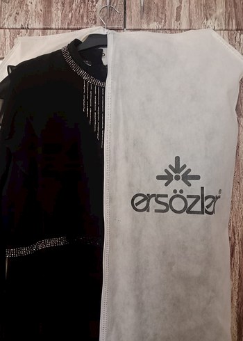 52 Beden Siyah Uzun Kollu Drapeli Gotik Abiye Elbise