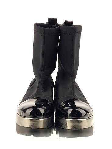39 Beden Vintage Love Bot %70 İndirimli.