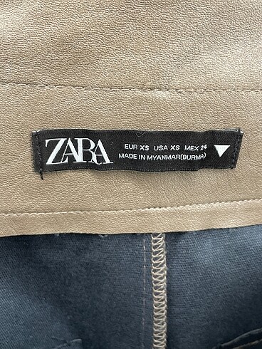 xs Beden çeşitli Renk Zara Mini Şort %70 İndirimli.