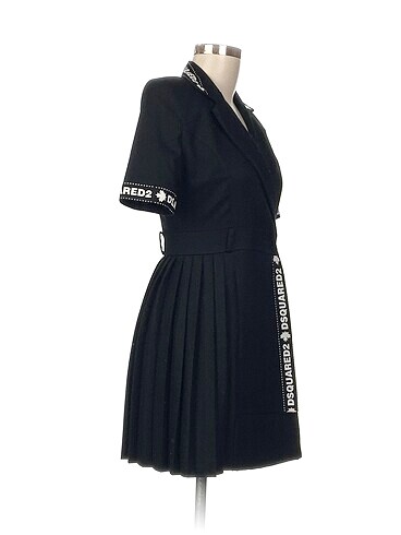 DSquared2 DSquared2 Kısa Elbise %70 İndirimli.