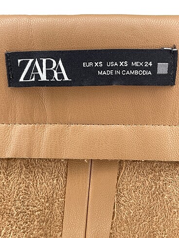xs Beden kahverengi Renk Zara Mini Şort %70 İndirimli.