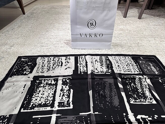 Orjinal Vakko İpek Eşarp - Görsel 8