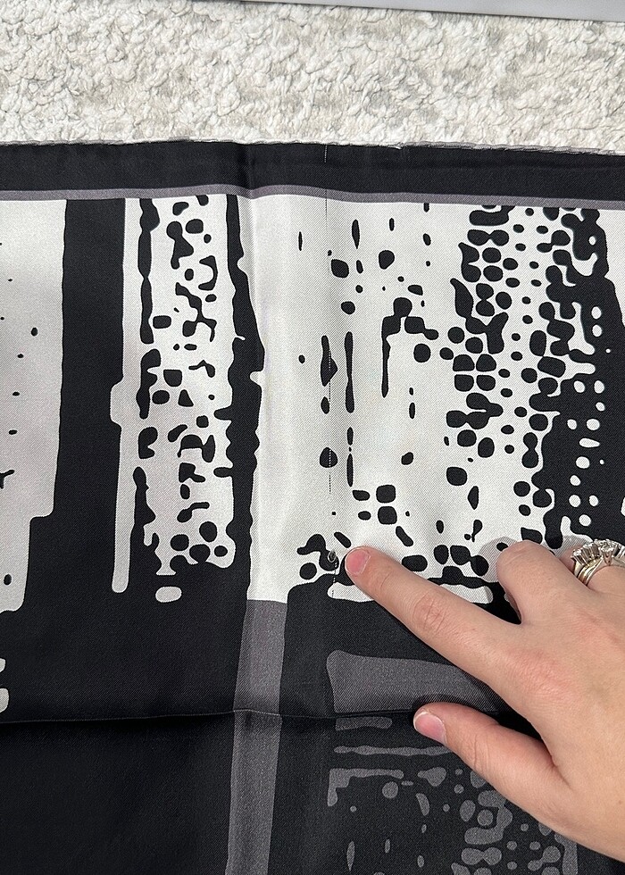 Orjinal Vakko İpek Eşarp - Görsel 4