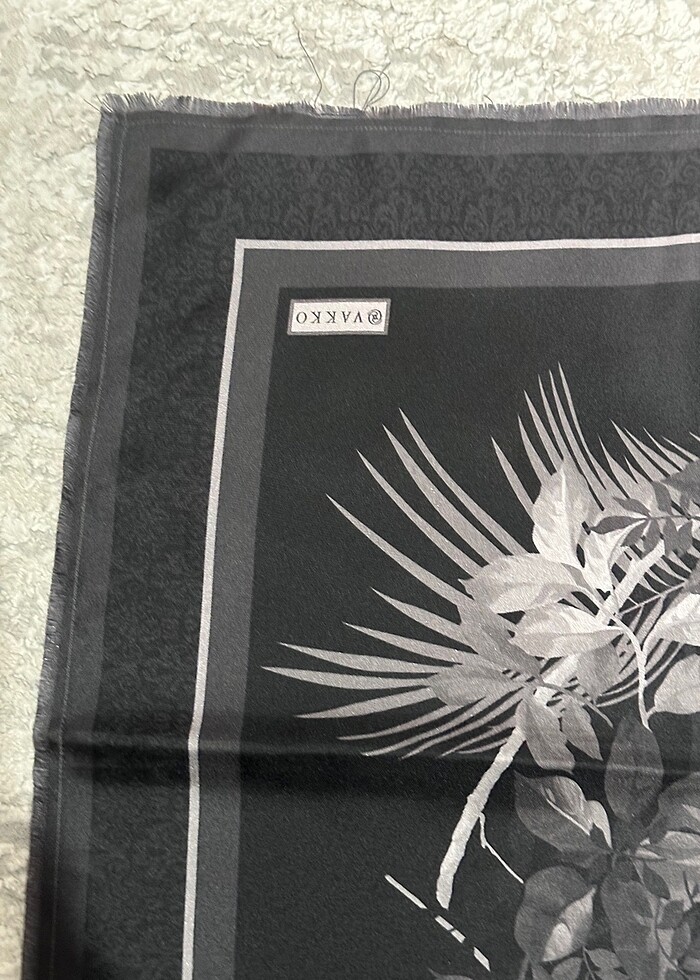 Orjinal Vakko İpek Eşarp - Görsel 3