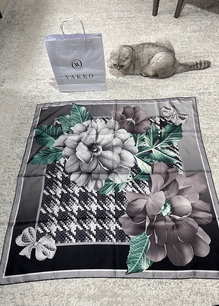 Orjinal Vakko İpek Eşarp - Görsel 5