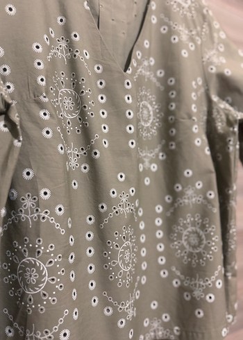 Primark Bohem Nakışlı V Yaka Kısa Kollu Bluz