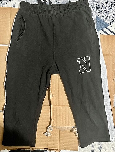 Adidas Eşofman ve kapriler