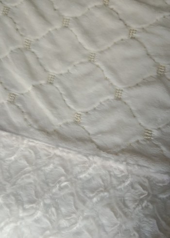 Parlak Beyaz  Yatak Örtüsü - Görsel 5