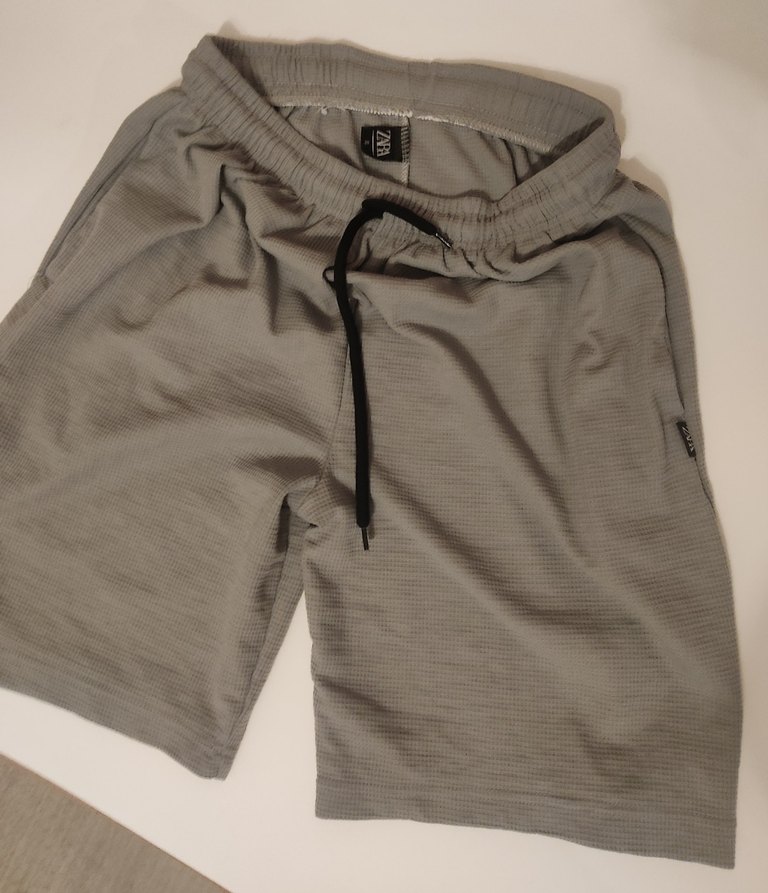 ZARA ERKEK Gri Rahat Kesim Spor Şort - Görsel 4