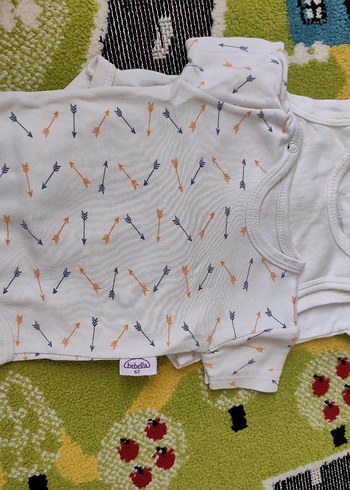 6 ki Bebek Erkek Beyaz Kolsuz Pamuklu Body - Görsel 2