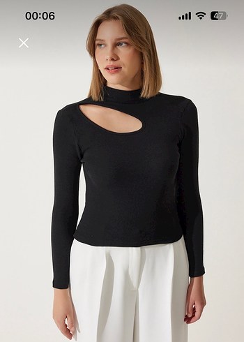 Kadın Siyah Yüksek Yakalı Uzun Kollu Bluz - Görsel 4