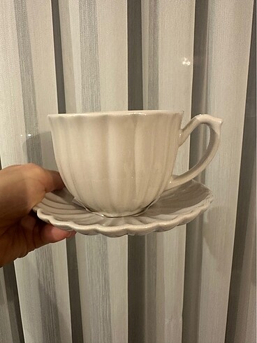 H&M Home Büyük Boy Kupa ve Tabak