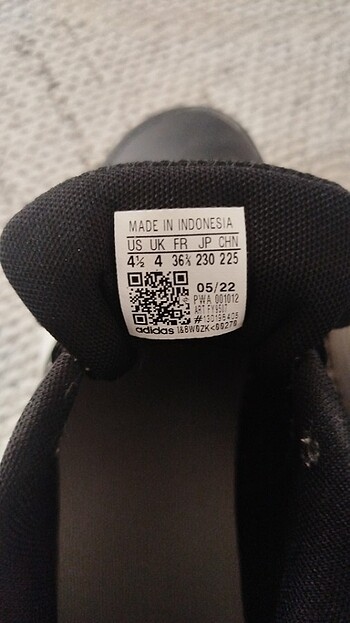 36 Beden siyah Renk Orjinal adidas kadın spor ayakkabi