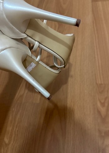 37 Beden Beyaz Stiletto Topuklu Kadın Abiye Ayakkabı