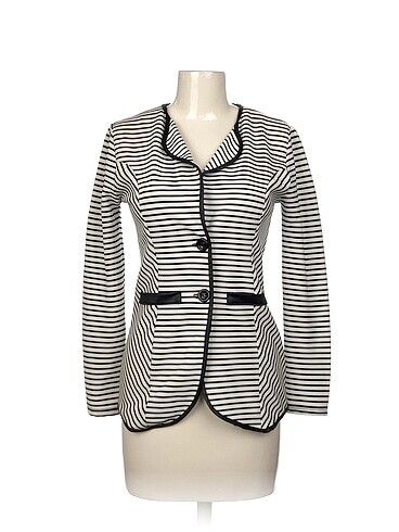 Saten Blazer %70 İndirimli.