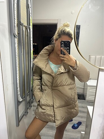 l Beden Defacto şişme oversize camel mont kaban