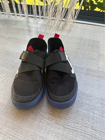 32 Beden Vans erkek çocuk sneaker lastik bağcıksız ayakkabı