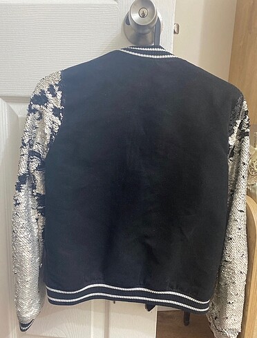 10 Yaş Beden siyah Renk Lc Waikiki pullu siyah çocuk ceket