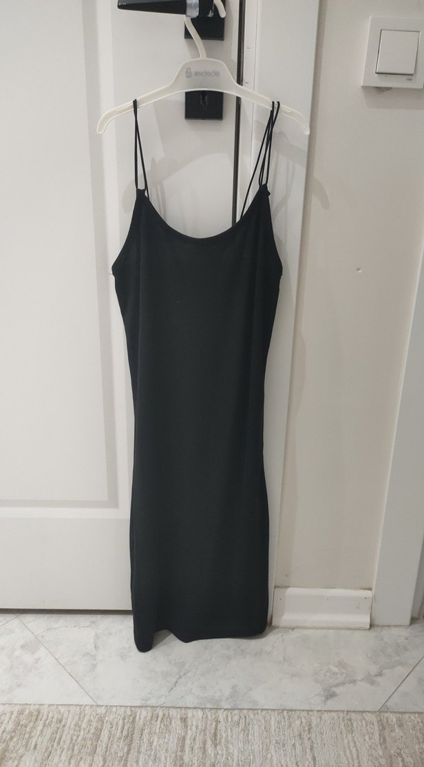 Siyah İnce Askılı Triko Elbise (S/M beden) - Görsel 3