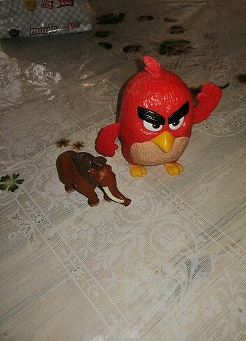  McDonald's Angry birds ve Buz devri oyuncak 