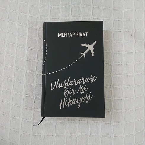 Beden Renk Mehtap Fırat - Uluslararası Bir Aşk Hikayesi