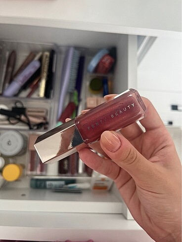 Fenty Beauty Fenty riri gloss