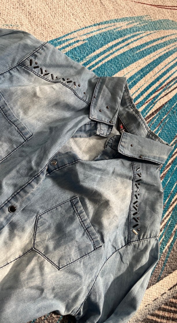 Uzun kollu taş detaylı gömlek - Görsel 2