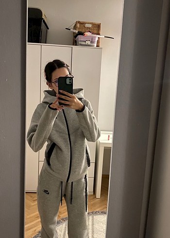 tech üst