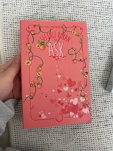 Şeftali Kokan Bir Aşk