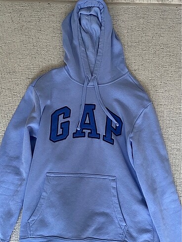 GAP sweatshirt