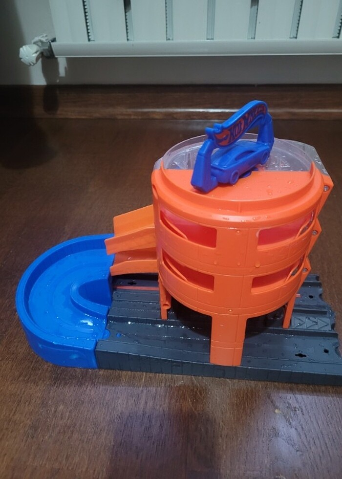 Hot Wheels dönen otopark - Görsel 3