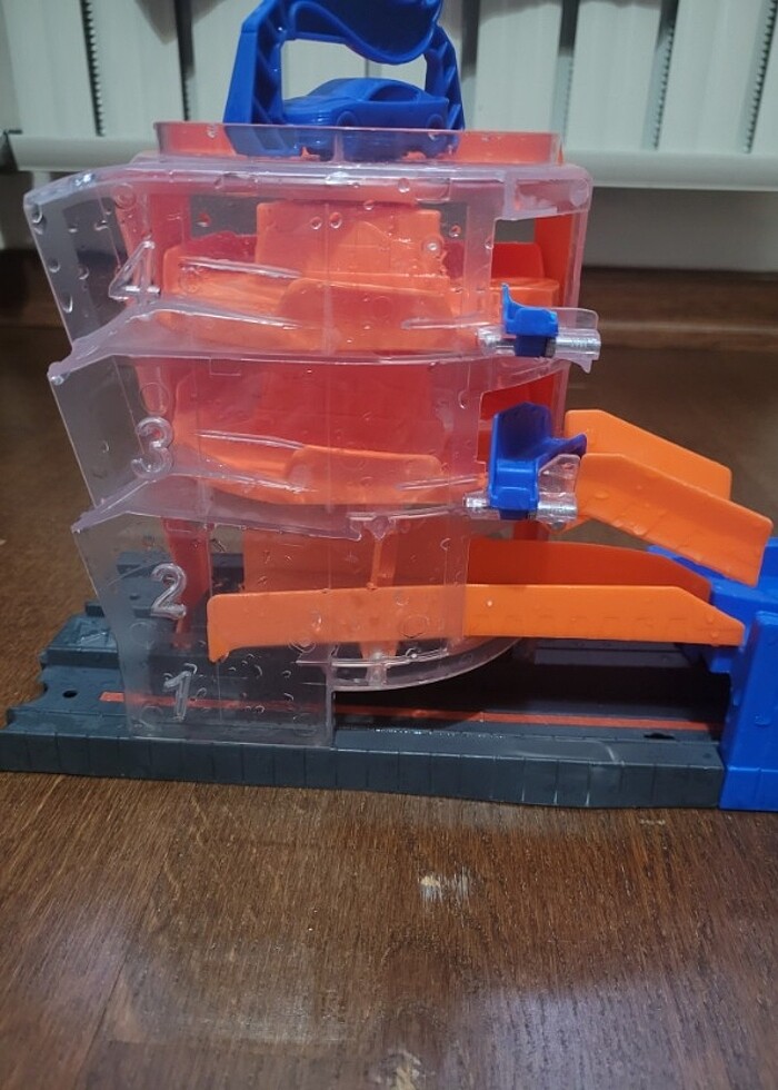 Hot Wheels dönen otopark - Görsel 5