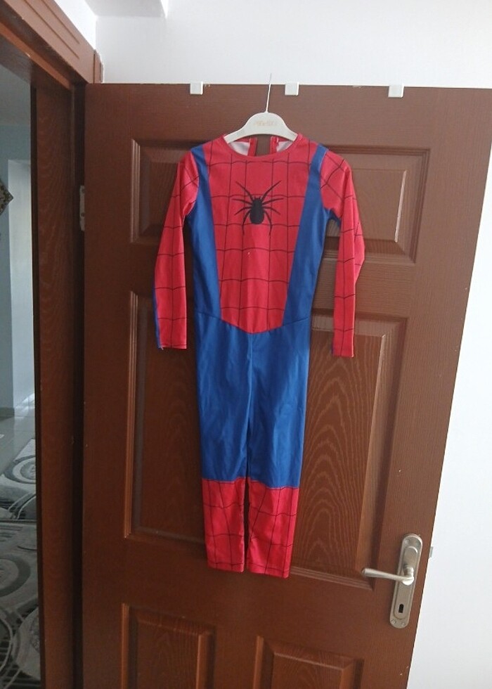 Örümcek adam kostümü  - Görsel 2