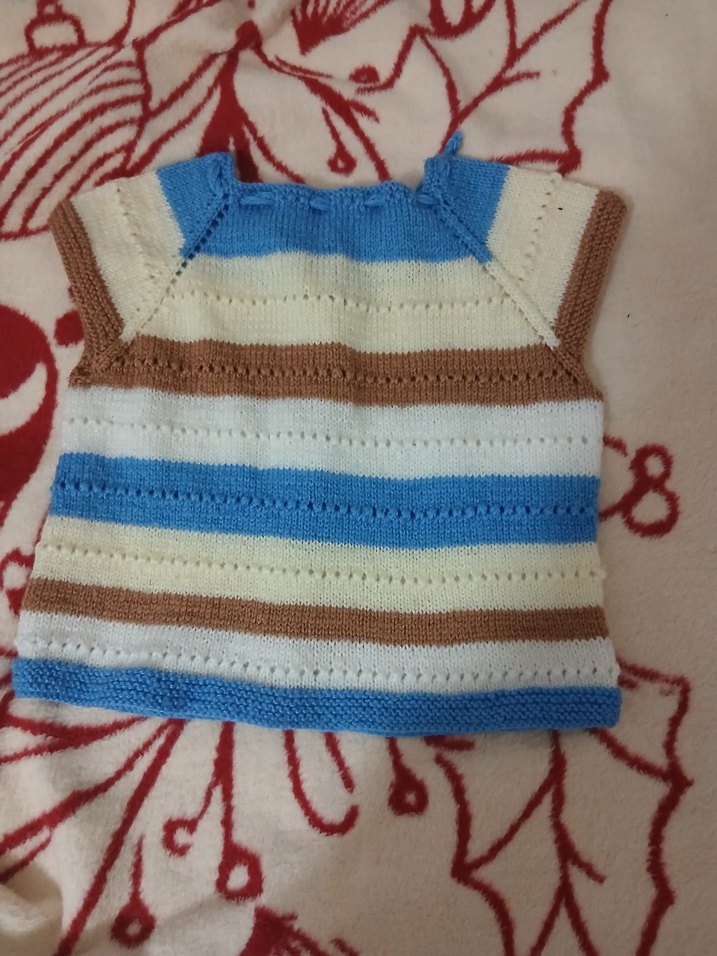 Kısa Kollu Örgü Hırka - Görsel 3