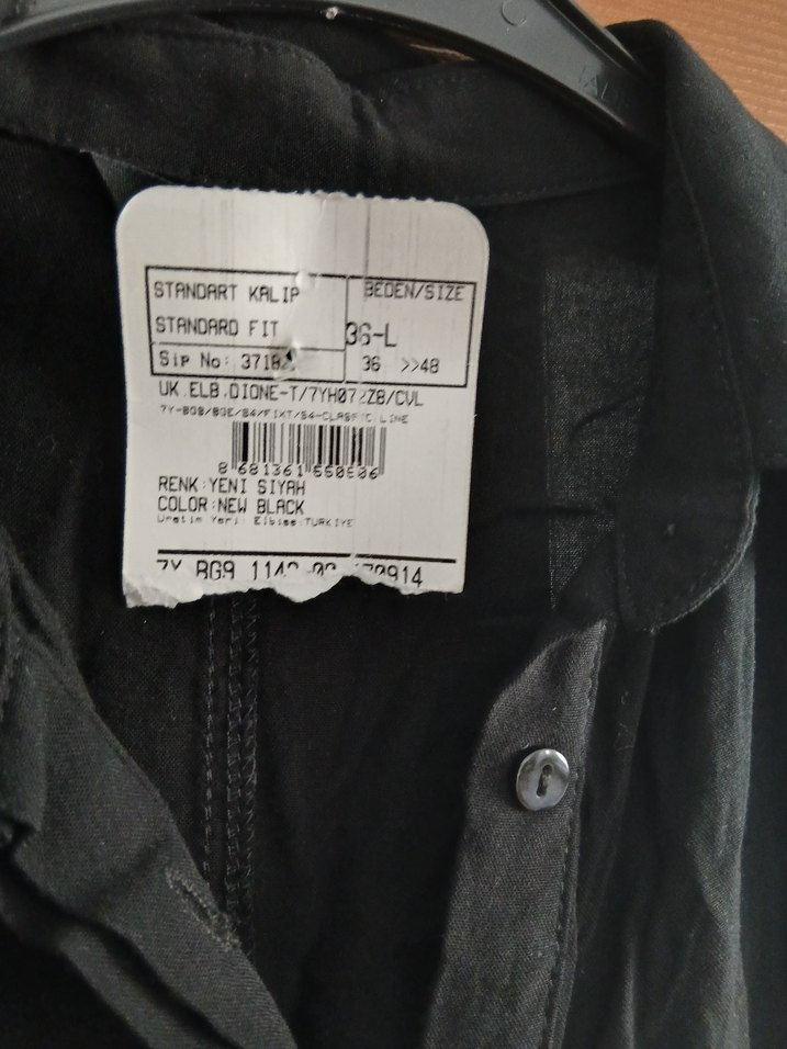 Siyah Uzun Düğmeli Elbise - Görsel 3