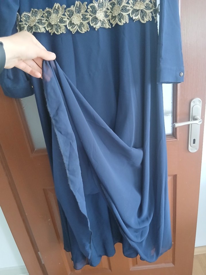 Kemer Detaylı Uzun Kollu Mavi Abiye Elbise - Görsel 3