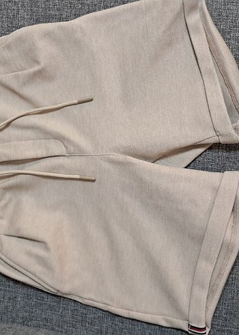 Erkek Bej orjinal Tommy Hilfiger şort