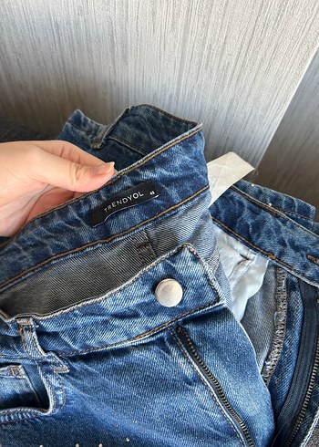Trendyol & Milla Taşlı Mavi Kot Pantolon