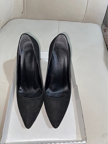 36 Beden siyah stiletto topuklu ayakkabı