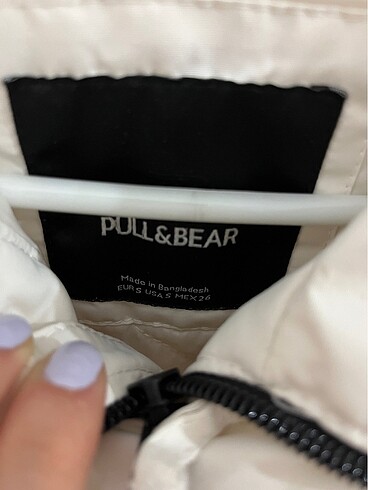 Pull and Bear Kanguru mont